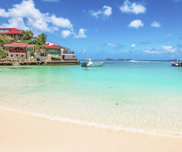 These Are The 10 Safest Caribbean Destinations For Your Next Beach Vacation